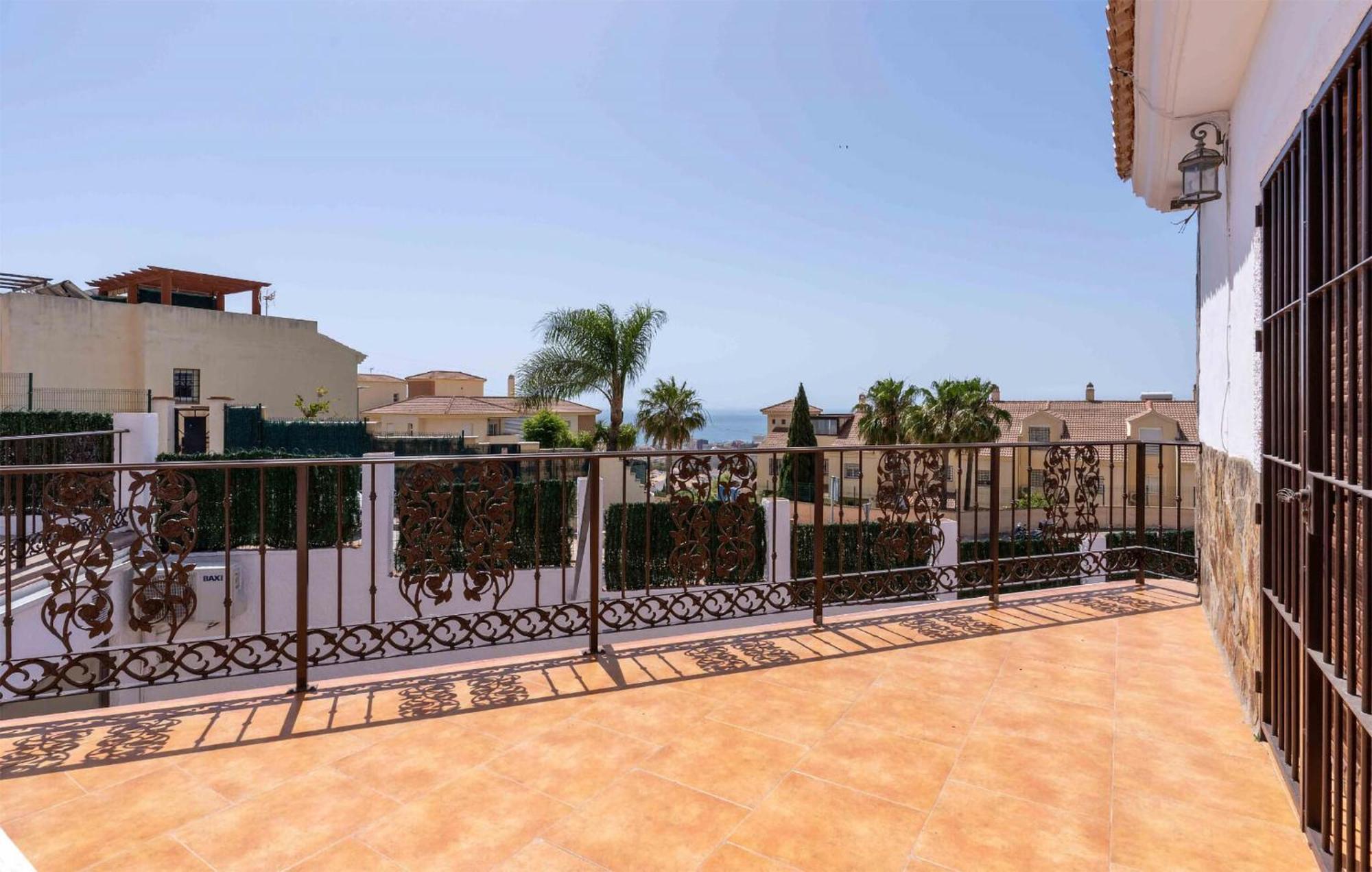 Lovely Home In Benalmadena With Kitchen Zewnętrze zdjęcie