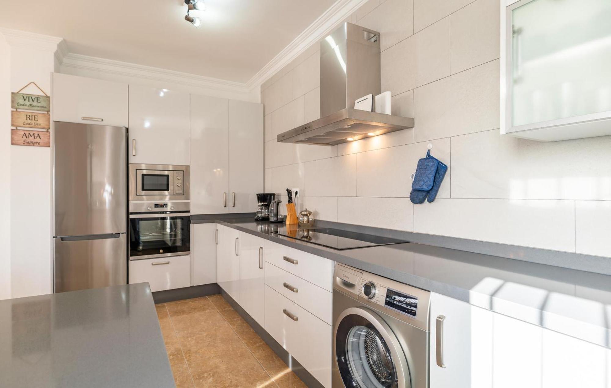 Lovely Home In Benalmadena With Kitchen Zewnętrze zdjęcie