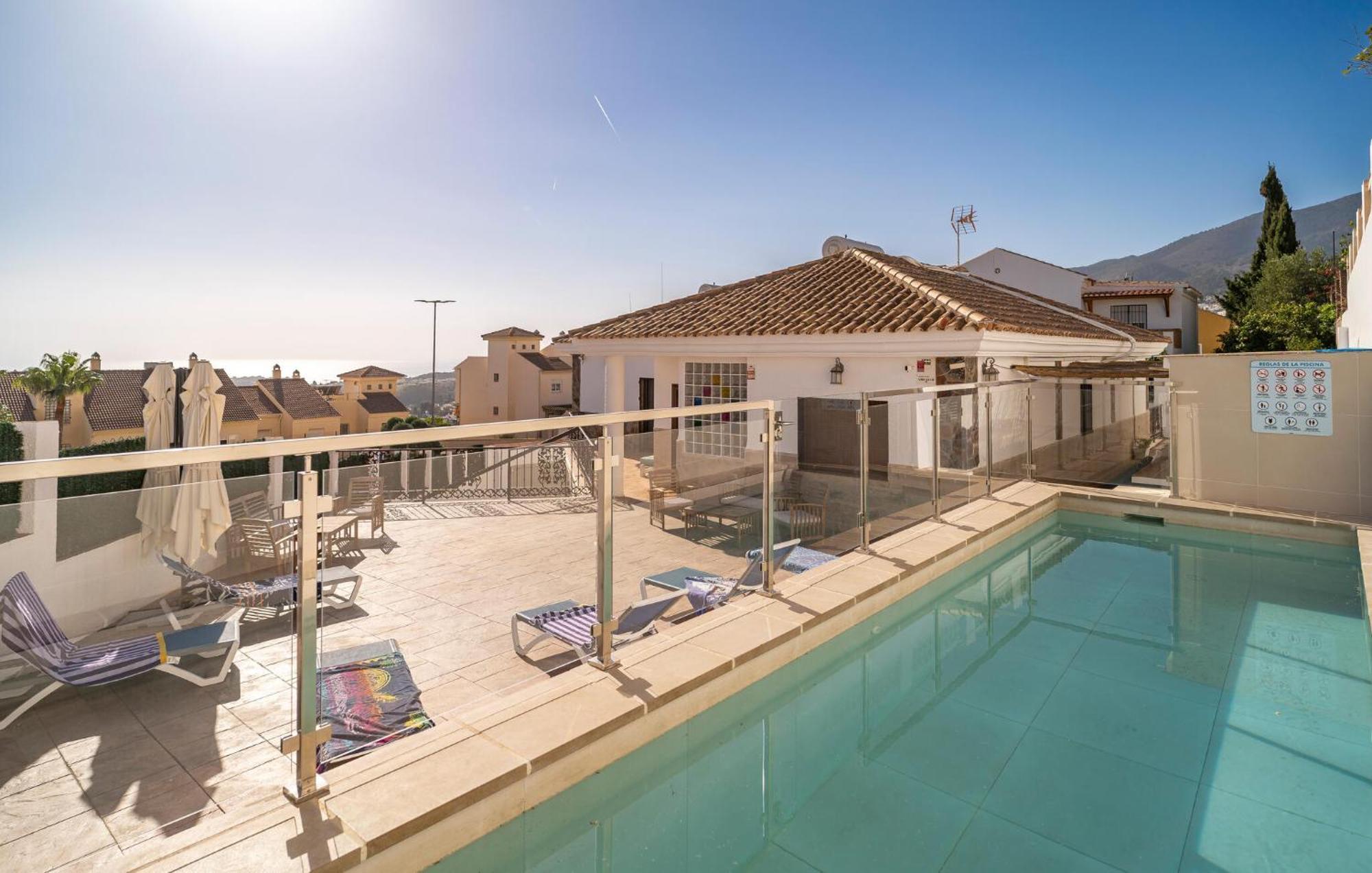 Lovely Home In Benalmadena With Kitchen Zewnętrze zdjęcie